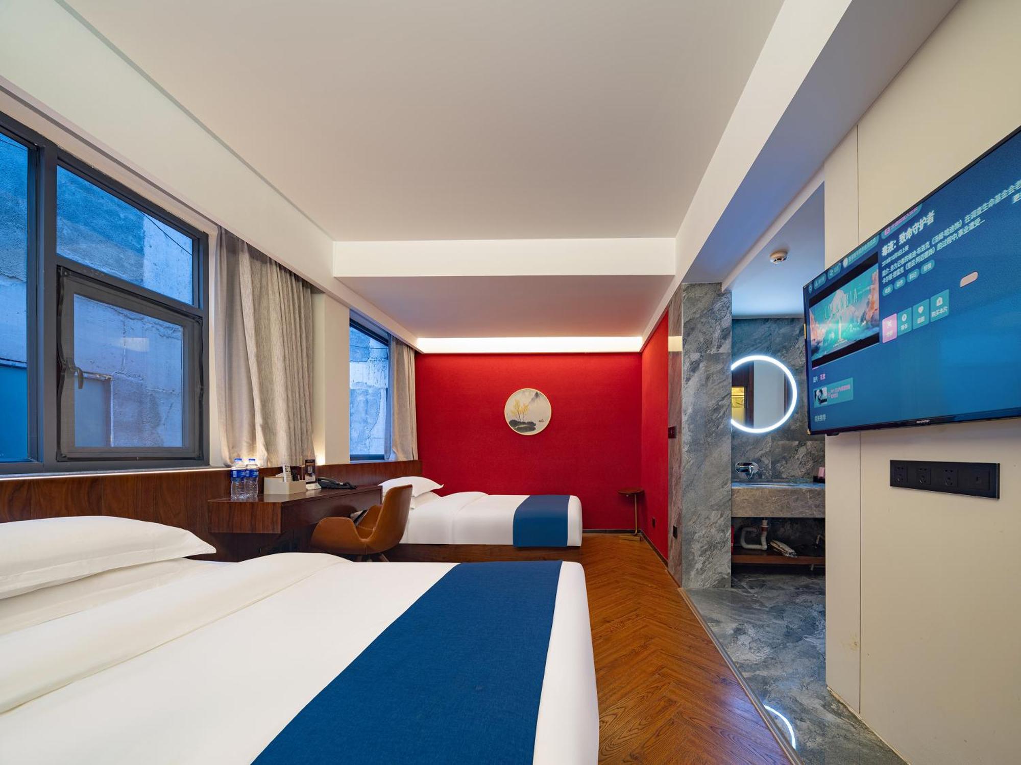 張家界武陵源北岸輕奢客棧 森林公園店 Hotel Zhangjiajie Bagian luar foto