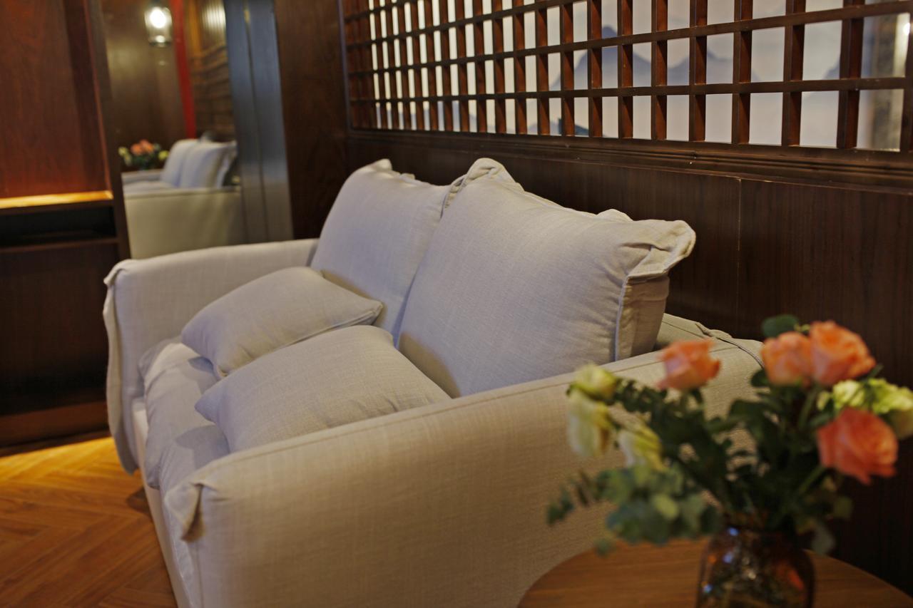 張家界武陵源北岸輕奢客棧 森林公園店 Hotel Zhangjiajie Bagian luar foto